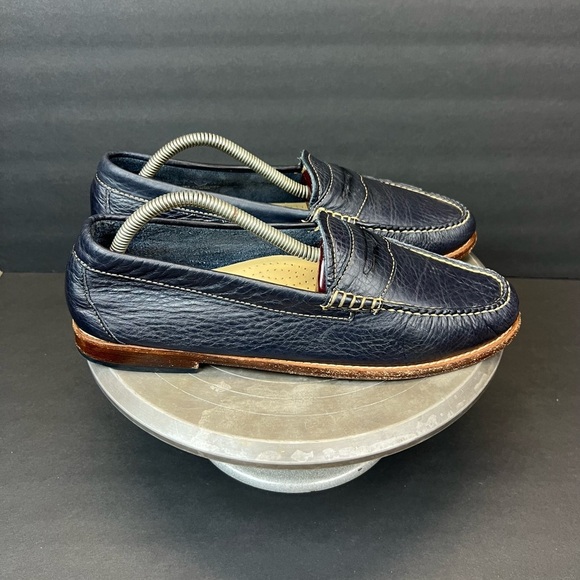 G.H. Bass & Co. Navy Leather Slip-Ons Womens Size 11 - Picture 2 of 9